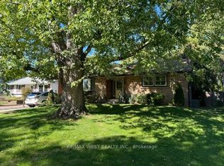 535 Enfield Rd, Burlington, ON L7T 2X5
