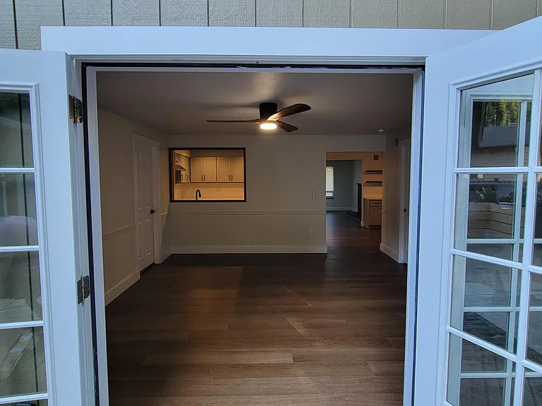 2480 Lund Ave SE — Photo 12