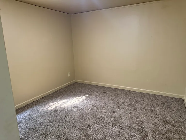 1642 Alta Vista Ave — Photo 7