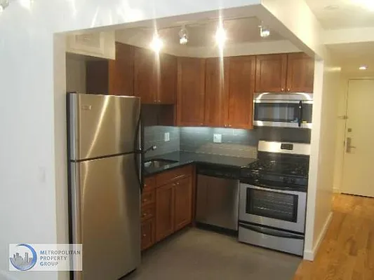 Rented by Metropolitan Property Group | media 48