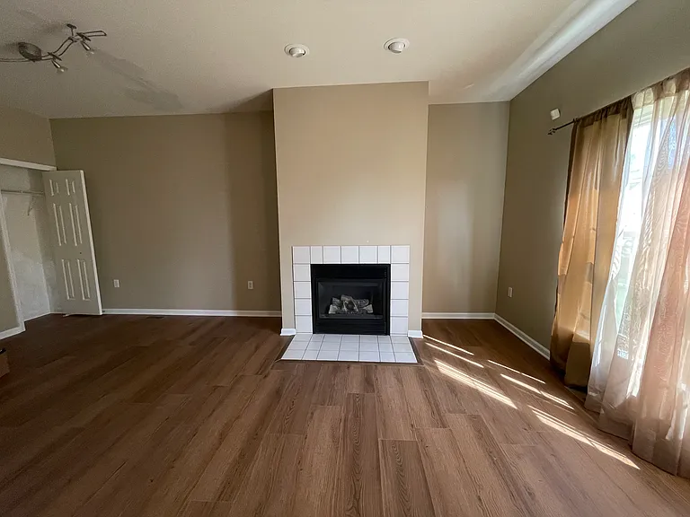 43787 Sweet Cherry Ln — Photo 6