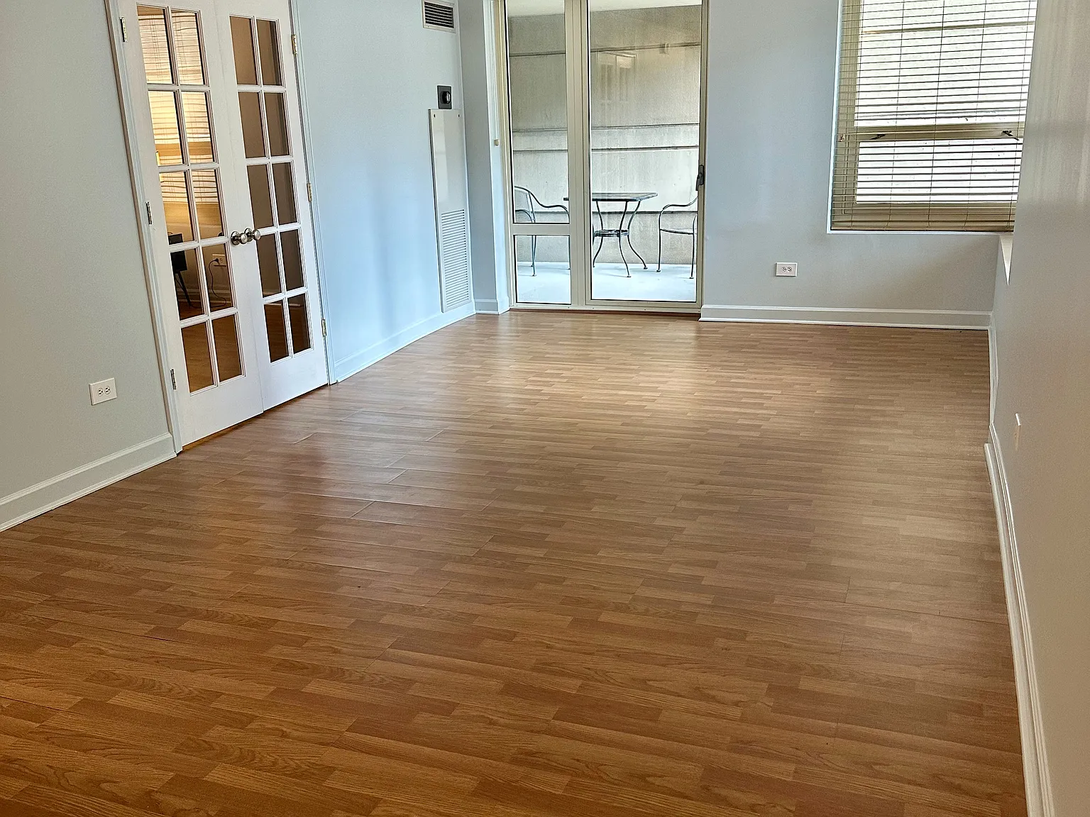 1 bed, 850 sqft, $2,400 — Photo 4