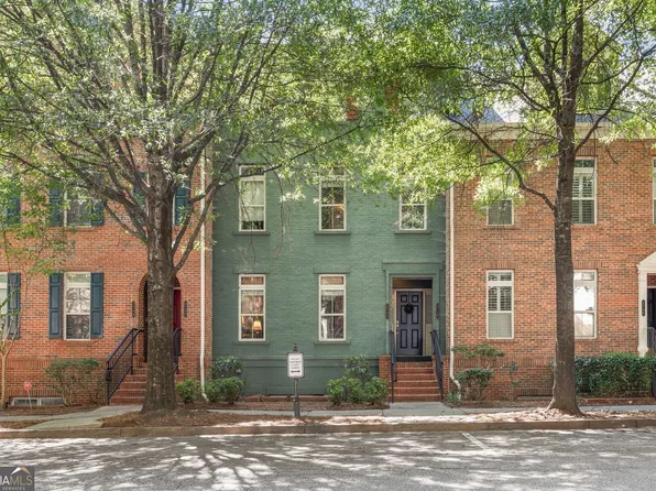 2744 Wander Ln, Alpharetta, GA 30022