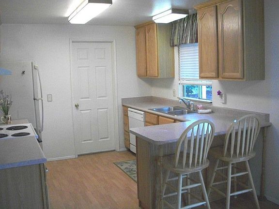5th image of 3515 S 292nd St