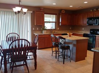 17662 W Maya Way, Surprise, AZ 85387