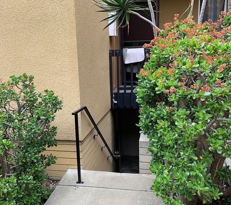 1st image of 1966 Hornblend St APT 2