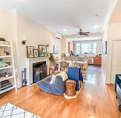 Rented by Amicourt LLC | media 3