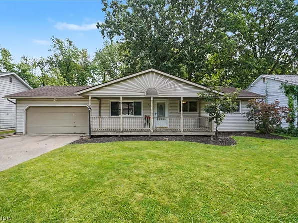 839 Sheffield Rd, Sheffield Lake, OH 44054