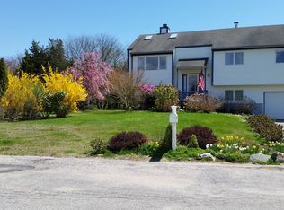 4 Top O The Mark Dr, Jamestown, RI 02835