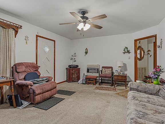 5th image of 55 Brady Ln