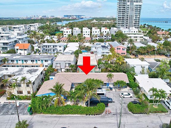 3rd image of 333 Palm St