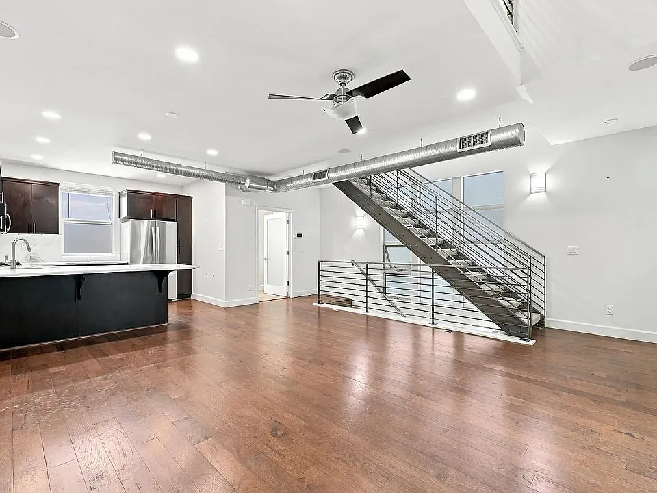 1725 E Socap Walk
