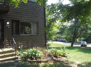 84 Hampton Rd, Hamden, CT 06518