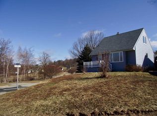 142 Topsail Ave, Deep Brook, NS B0S1H0