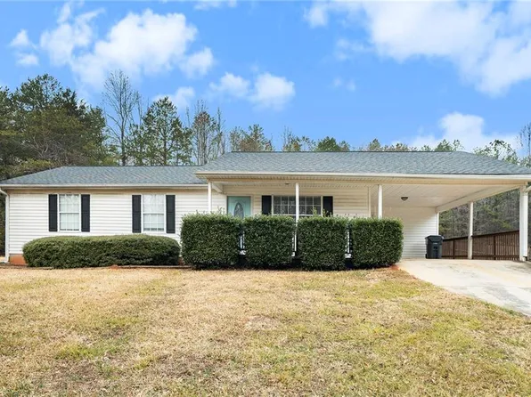 6832 Belton Bridge Pl, Lula, GA 30554