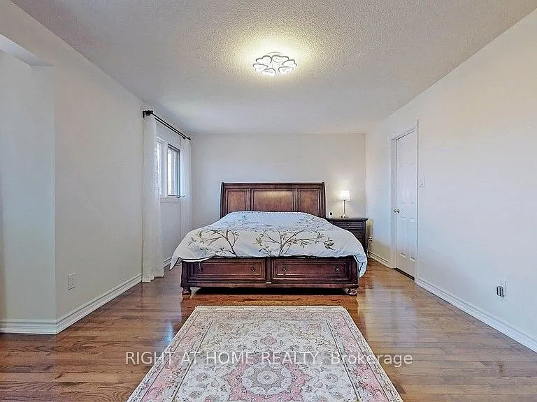 95 Lensmith Dr #MAIN AND UPPER FLOOR — Photo 34