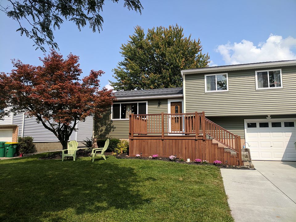 1st image of 98 Chapel Glen Dr