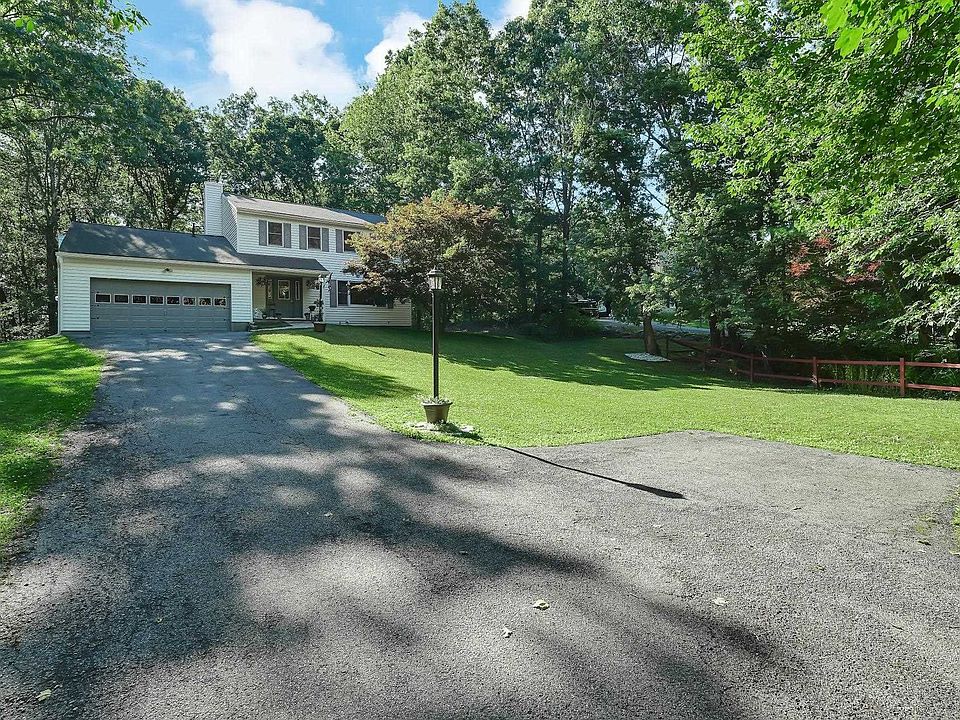 1st image of 21 Kyle Ct