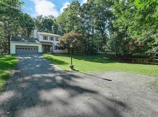 21 Kyle Ct, Hyde Park, NY 12538