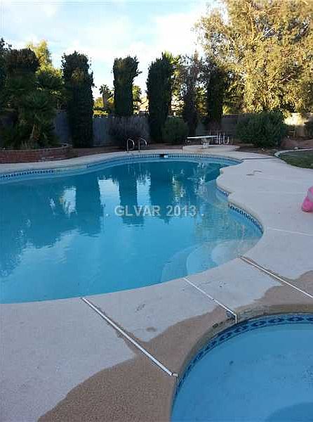 1st image of 3060 Santa Margarita St