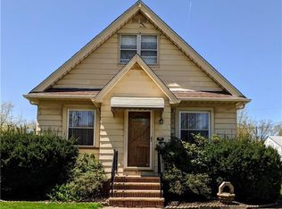 900 E 236th St, Euclid, OH 44123