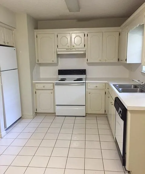 309 N 5th St #D — Photo 3