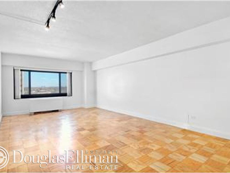 1st image of 11949 Union Tpke APT 5E