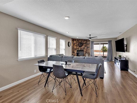 4th image of 17875 Idyllwild Ln