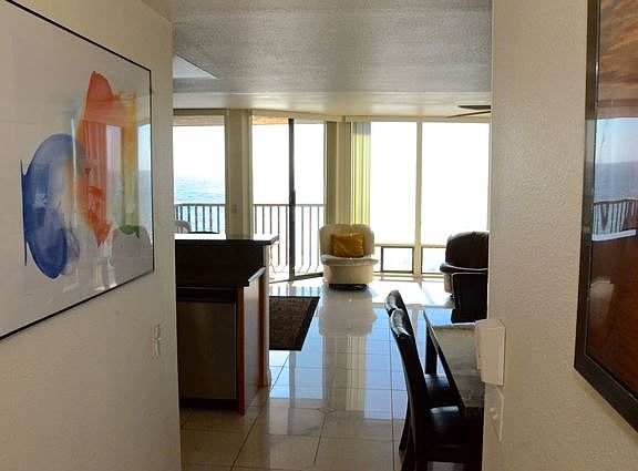 5th image of 190 Del Mar Shores Ter Unit 2