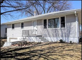 7714 Blondo Dr, Omaha, NE 68134