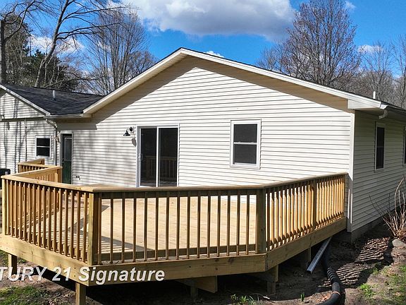 5th image of 10293 Carr Rd