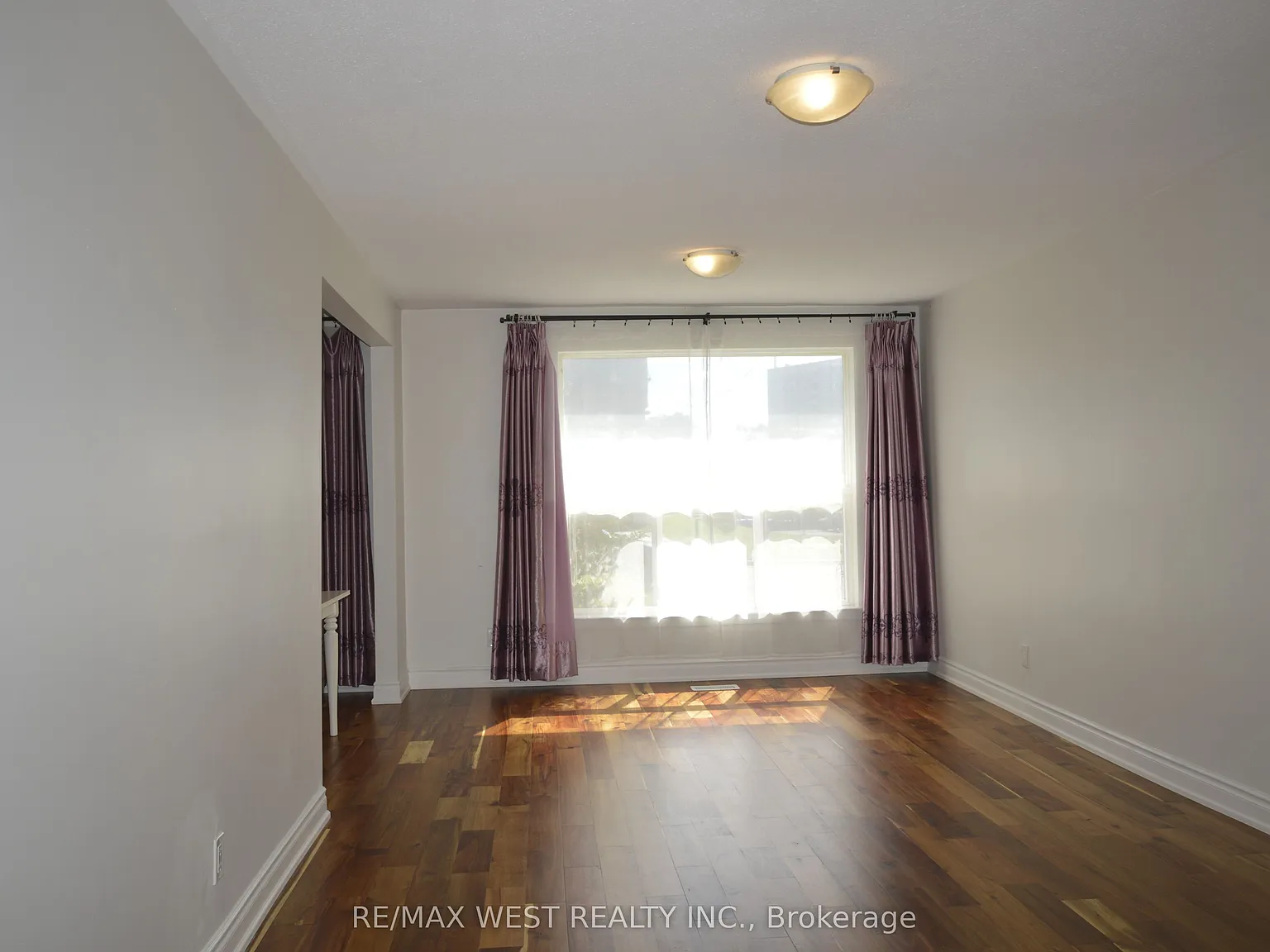 6 bed, $3,900 — Photo 3