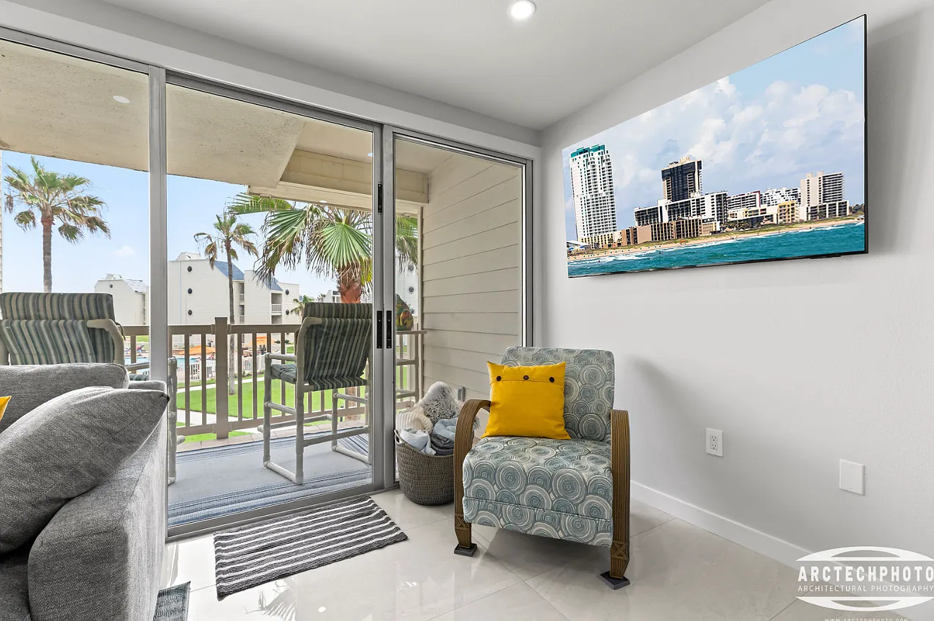 6300 Padre Blvd — Photo 4