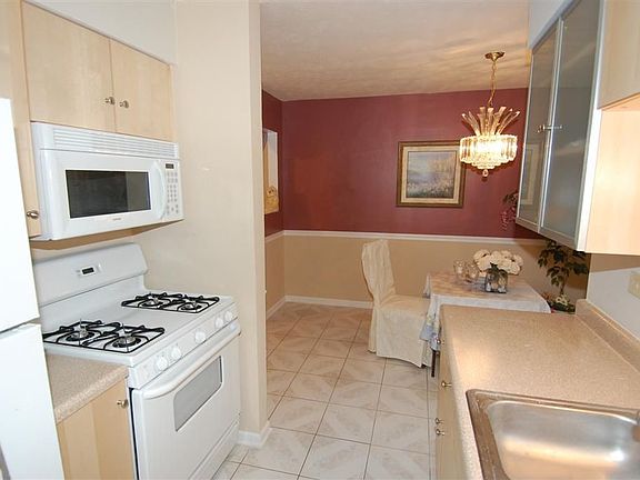 3rd image of 3133 Lynnwood Ct