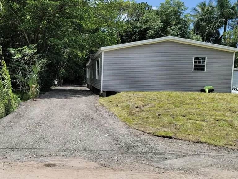 4411 Elwood Rd — Photo 1