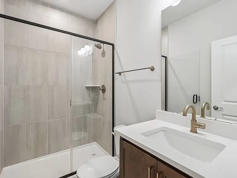 228 Oak Summit Pl — Photo 10