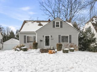300 Melbourne Ave, Akron, OH 44313