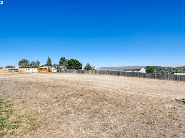 SW 6th St, Pendleton, OR 97801