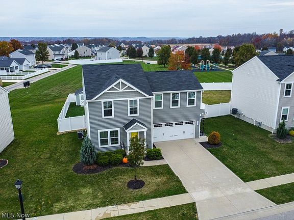 2nd image of 2725 Himelrigh Blvd