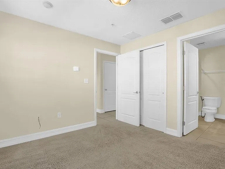 4636 Messina Dr — Photo 14