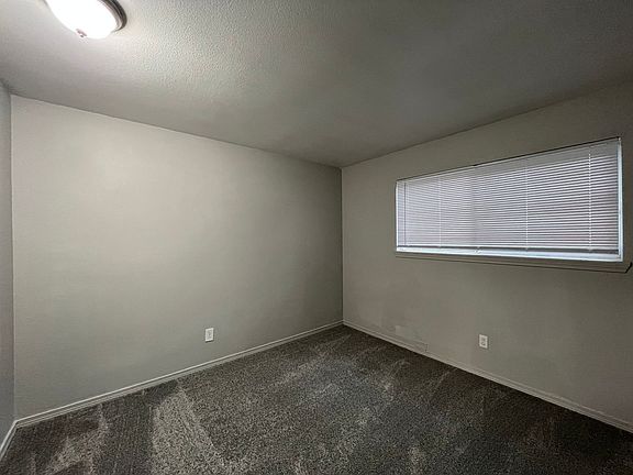 3rd image of 911 SE 187th Ave #106