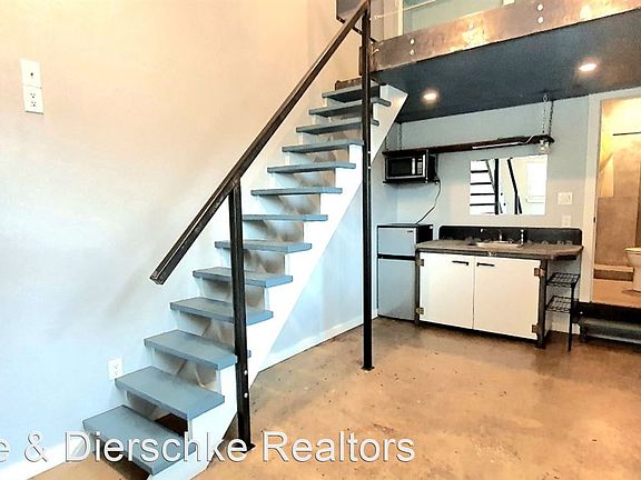 2nd image of 16 E Avenue G #11465427