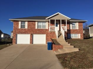 4036 Oxford Rd, Jefferson City, MO 65109