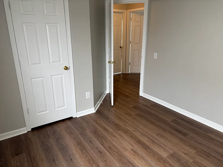 2435 Normancrest Ct — Photo 24