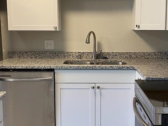 5th image of 365 Forestway Cir Unit 201