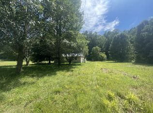 92 Field Dr, Linden, TN 37096