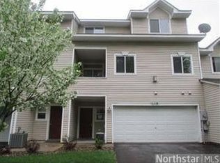 631 Woodduck Dr UNIT B, Woodbury, MN 55125