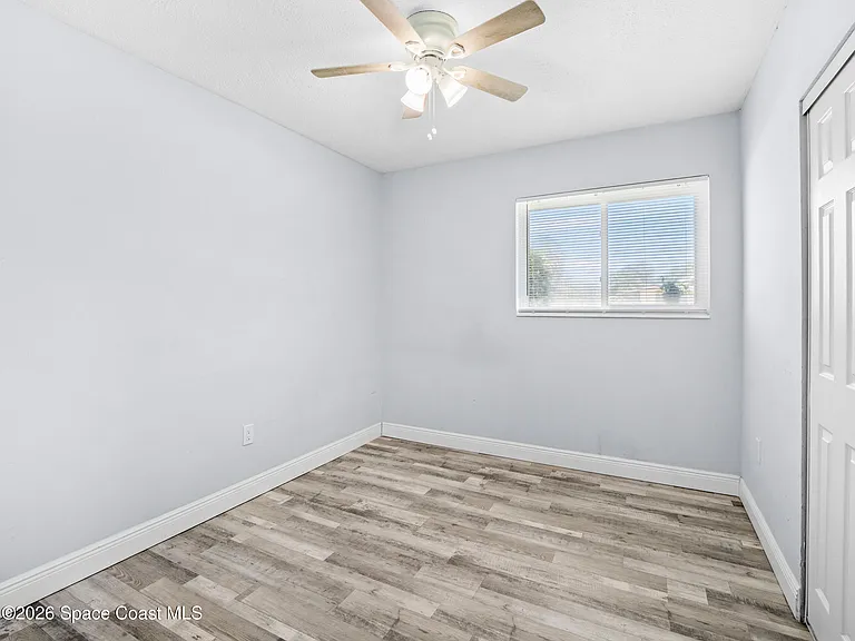 311 W University Blvd — Photo 11