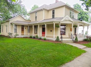 204 E 3rd St, North Manchester, IN 46962