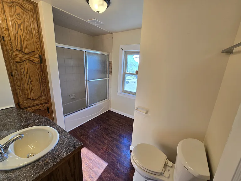 176 Mayar St — Photo 11